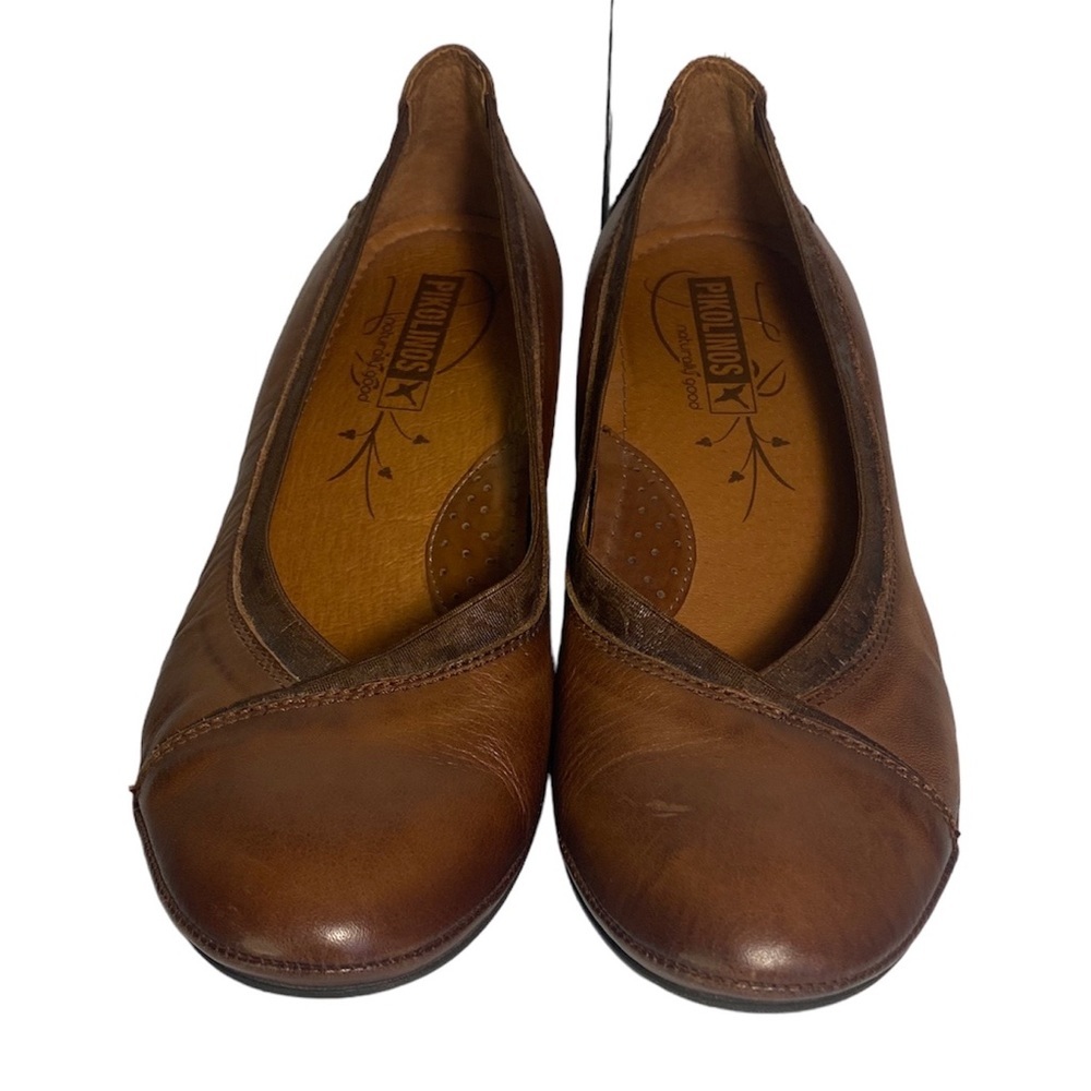 Pikolinos brown leather wedge shoe. Size 39
